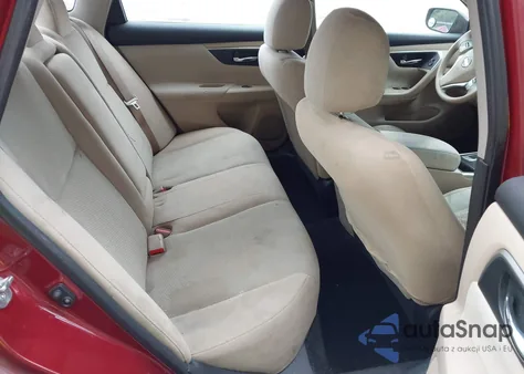 2015 Nissan Altima 2.5 S z USA, uszkodzony, nr VIN 1N4AL3AP0FN365580